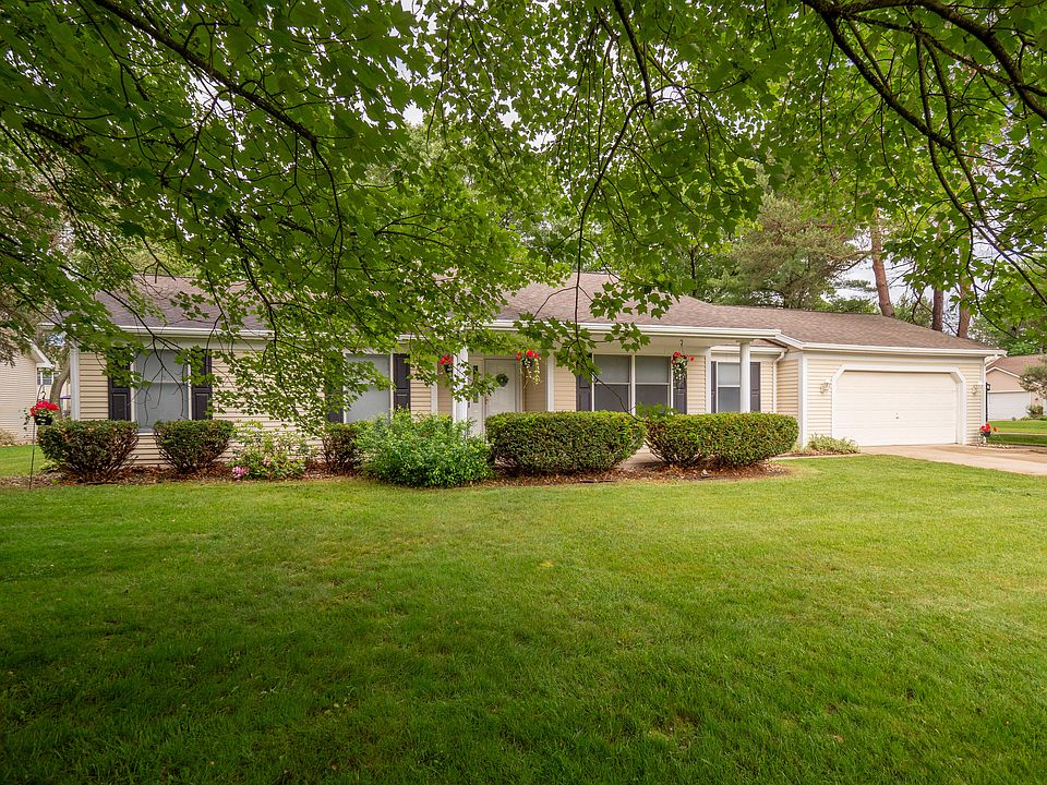 1st image of 6156 Glenwood Cir