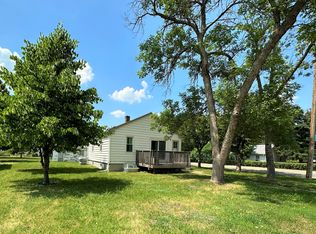 802 S Merton St, Aberdeen, SD 57401