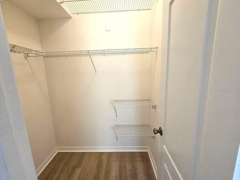 7625 Clovelly Park Pl — Photo 10