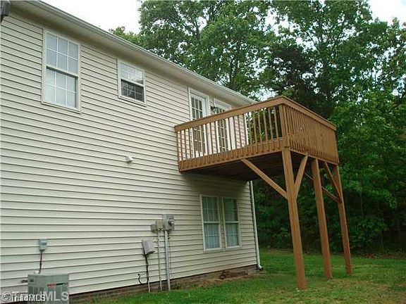4th image of 2701 N Westgate Dr