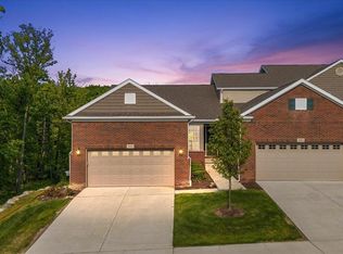 3091 Bridgewater Rd #28, Auburn Hills, MI 48326