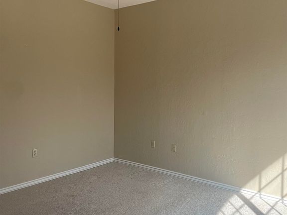 5th image of 2809 Timber Ridge Dr