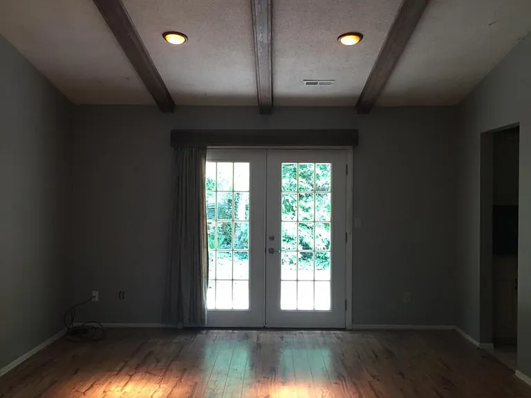 Living or Dining Room