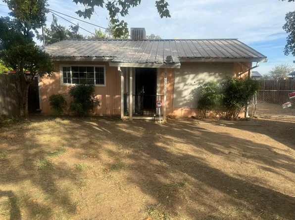 3195 Veda St, Redding, CA 96001