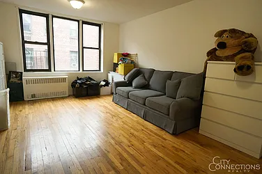 Rented by City Connections Realty