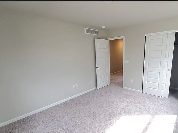 4th image of 27286 E Bayaud Ave