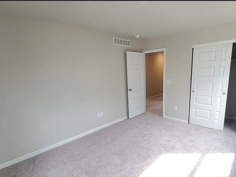 27286 E Bayaud Ave — Photo 4