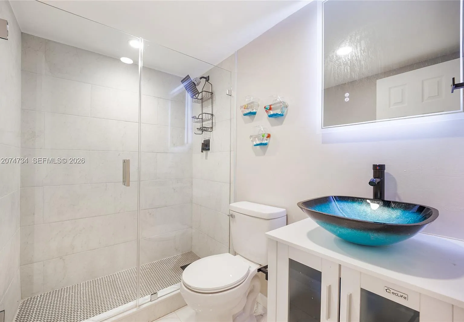 Samari Lake East Condo — Photo 2