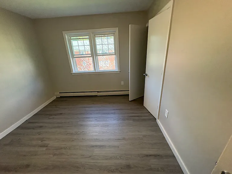 30A Hillside St #B18 — Photo 5