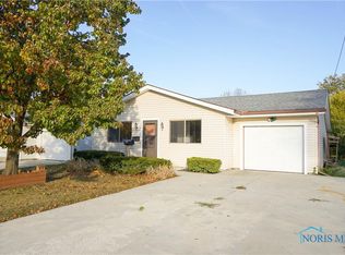 2015 Washington Ave, Findlay, OH 45840