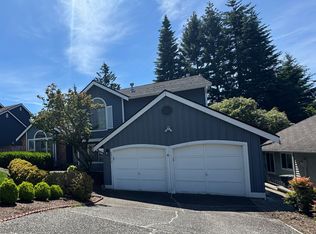 24515 SE 44th St, Issaquah, WA 98029