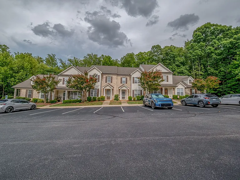 8 Hydrangea Ct — Photo 32