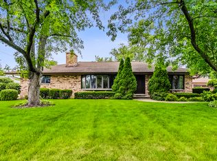 3612 Linneman St, Glenview, IL
