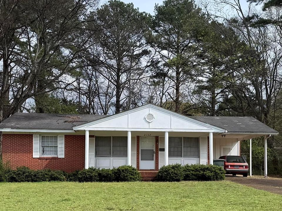 1st image of 2112 Stanhope Dr NE