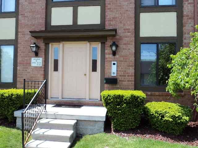 1st image of 1975 Michigan Ave APT C22