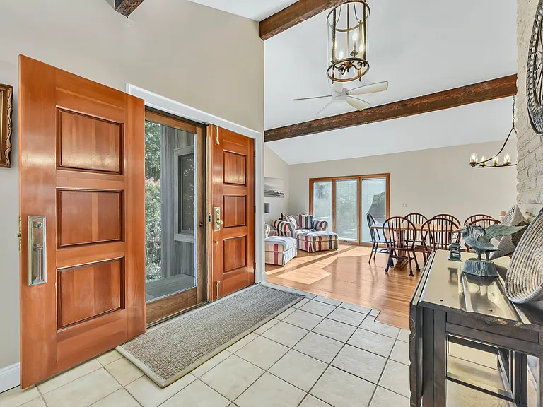 46 Dogwood St — Photo 20