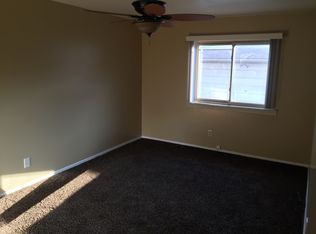 6051 Whitefield St, Dearborn Heights, MI 48127