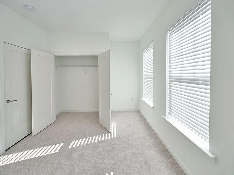 256 Bluemont Branch Ter SE — Photo 42