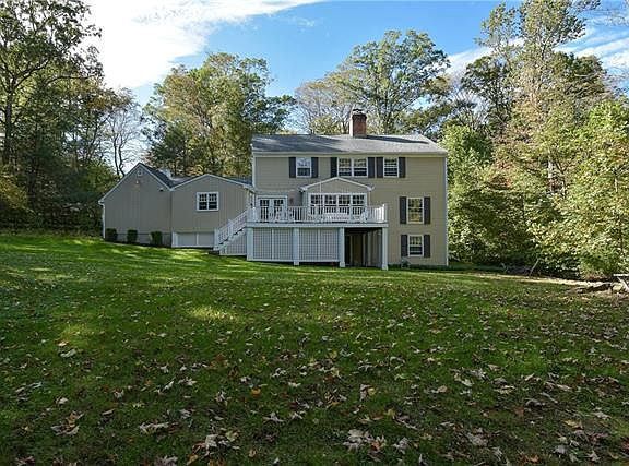 3rd image of 20 Gregory Ln
