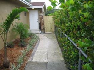 438 E 15th St, Hialeah, FL 33010
