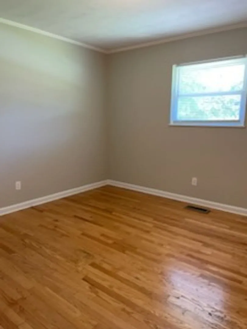 Haywood Dr 740 — Photo 2