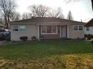 621 Poplar St, Highland, IL 62249