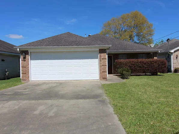 1804 S 8th St, Pt Neches, TX 77651