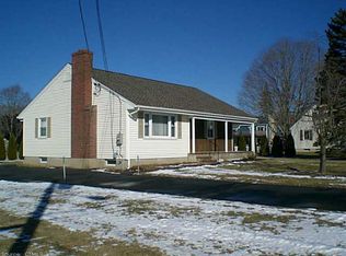 8 Reiman Dr, Cromwell, CT 06416