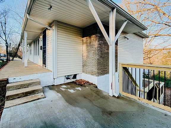 4th image of 705 E Churchwell Ave