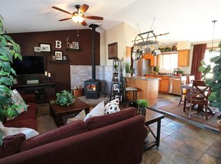 8274 Masters Ln, Flagstaff, AZ 86004