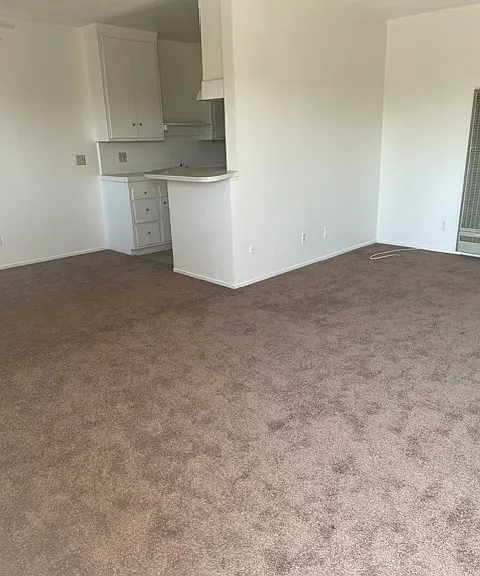 4246 Lockwood Ave #7 — Photo 1