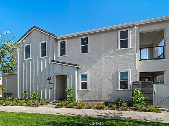 3rd image of 888 Sunrise Rd
