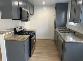 8735 Variel Ave, Canoga Park, CA 91304