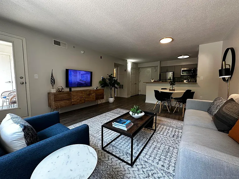 52 Forest St #816 — Photo 21