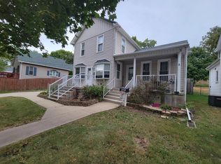 1921 1st St, Peru, IL 61354