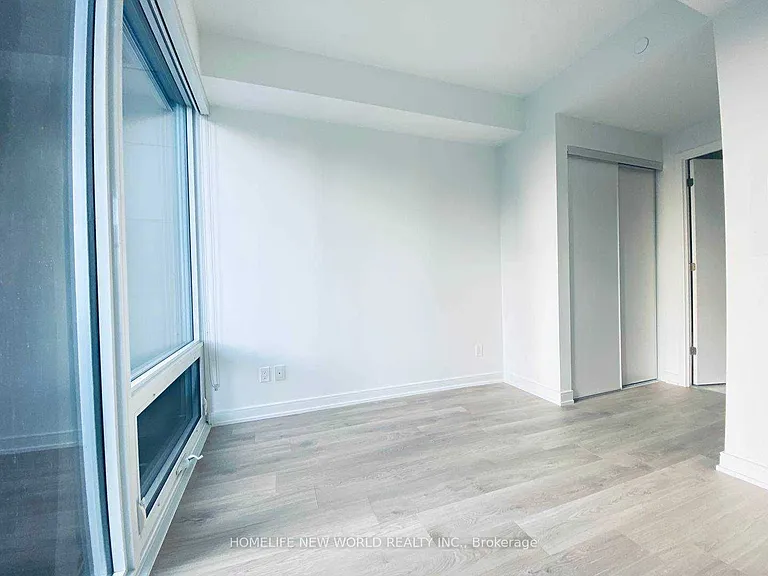 3 Gloucester St #913 — Photo 5