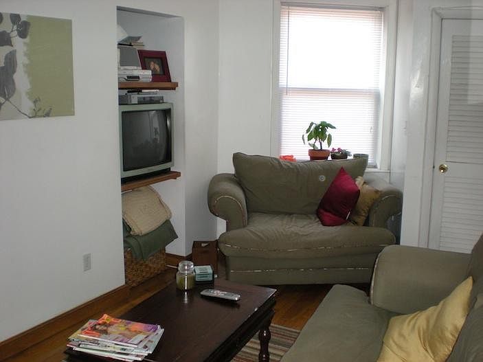 2nd image of 11 Sheafe St APT 11D