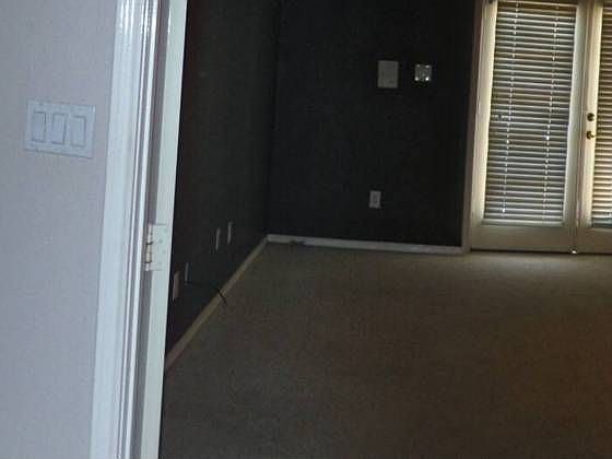 1st image of 319 Sandy Creek Dr