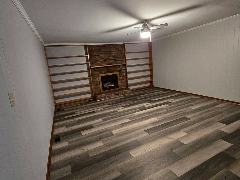 2509 W Euclid Ave — Photo 4