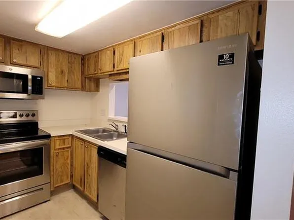 7149 E Bank Dr, Tampa, FL 33617