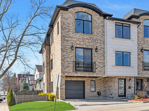 300 Hoym St, Fort Lee, NJ 07024