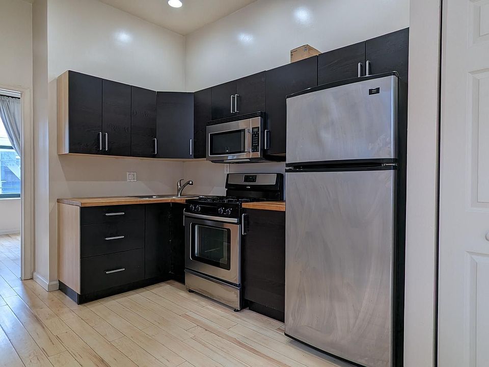 1st image of 2362 N Front St Floor 2