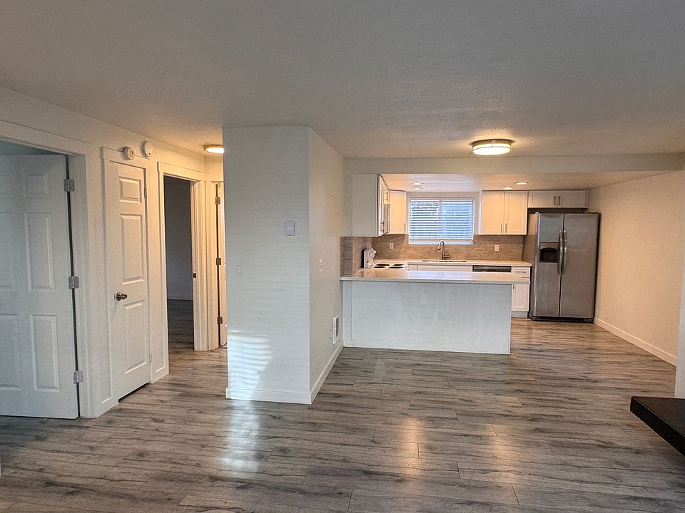 1st image of 13731 32nd Ave NE APT 1
