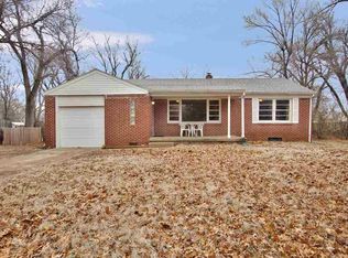 164 N Wood Ln, Wichita, KS 67212