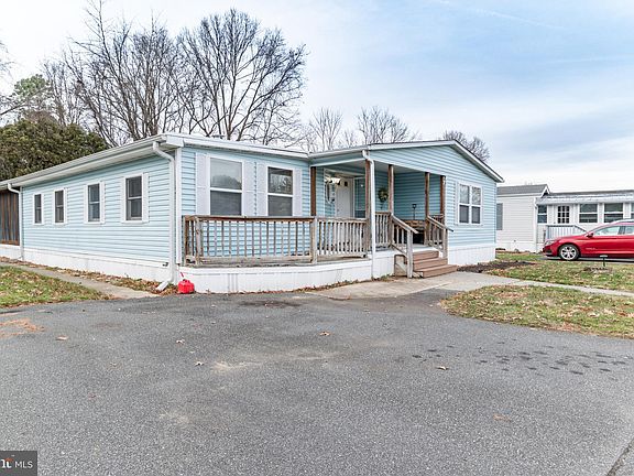 2nd image of 5 Lynn Ct #605