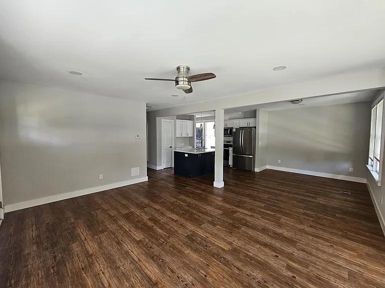 4 W Desoto St — Photo 7