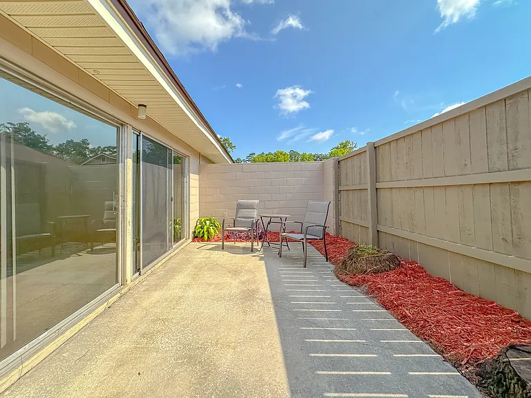 2241 W Pensacola St #68 — Photo 36