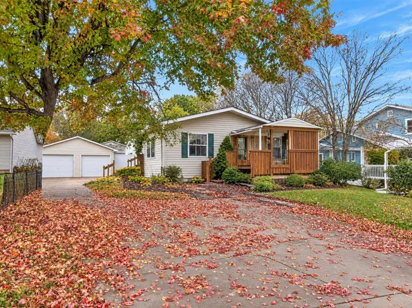 4860 NW 53rd Ct, Des Moines, IA 50310