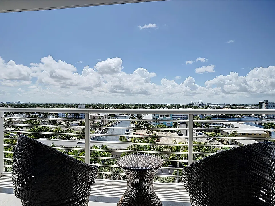 2831 N Ocean Blvd #801N
