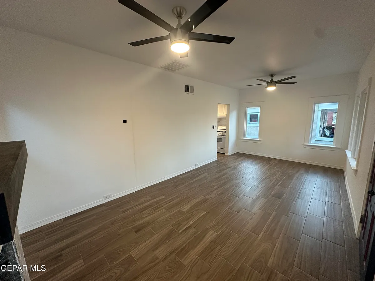 Building Photo - 3814 Hueco Ave